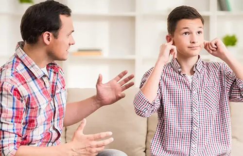 چگونه با فرزند نوجوانم حرف بزنم؟